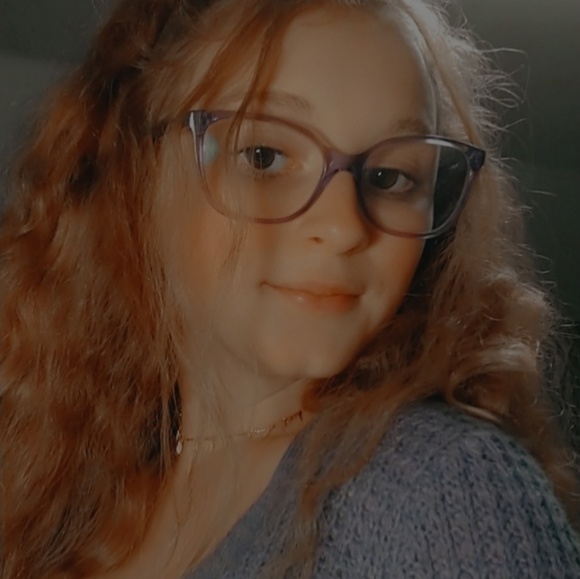 Meet your Posher, Kylee - Picture 1 of 1